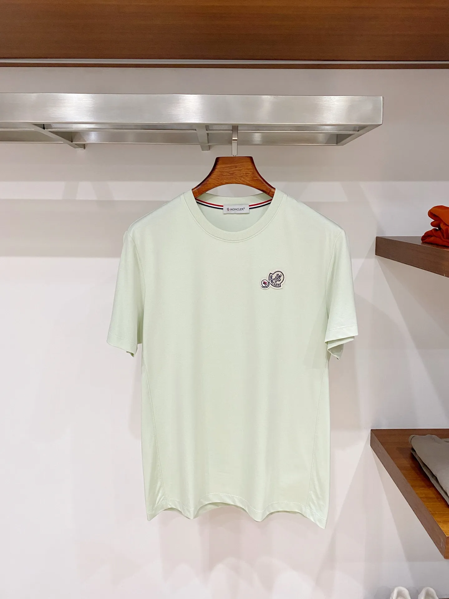 Moncler 26s New Arrival T Premium 190 ， ， ， Breathable， ！ ， ， ，Series ， 5 ， ， 100 ， 1% . Versatile， 。 Breathable， ：White// /Light Green /Khaki / /Black Sizes：M-3XL Size ：178-130 L